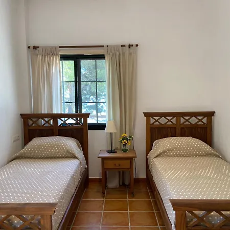 Padre Aviles Apartment