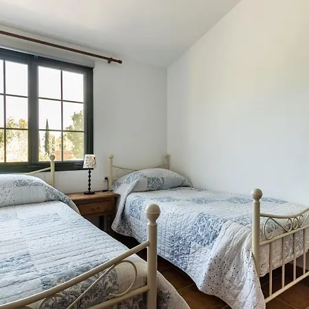 Padre Aviles Apartment